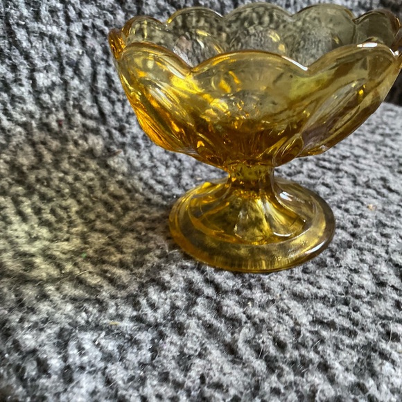 Vintage Amber Candy Dish - Picture 2 of 13